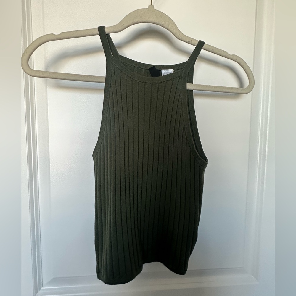H&M Green Ribbed Cropped Tank Top- Small